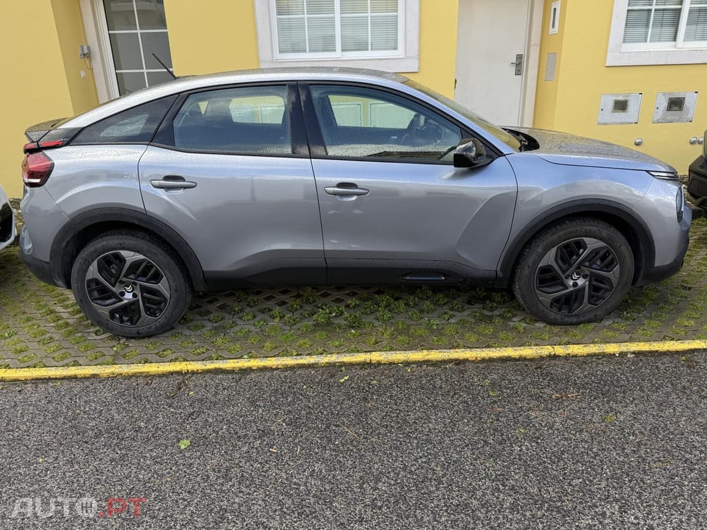 Citroen C4 1.2 PureTech Plus EAT8