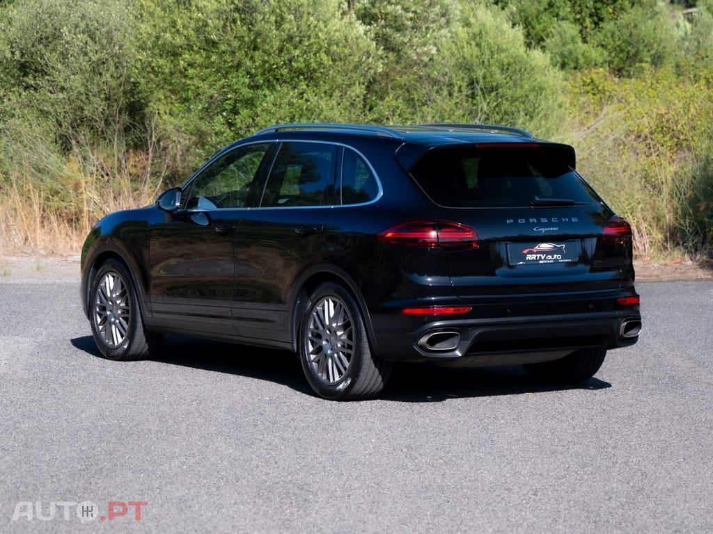 Porsche Cayenne 3.0 V6