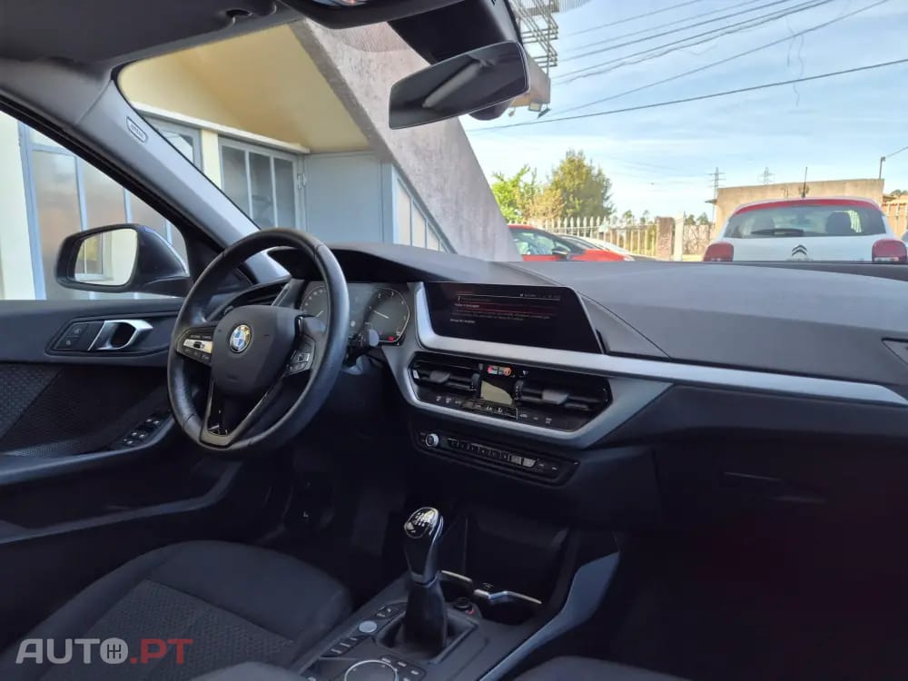 BMW 116 d EDynamics Advantage — fotografia 16