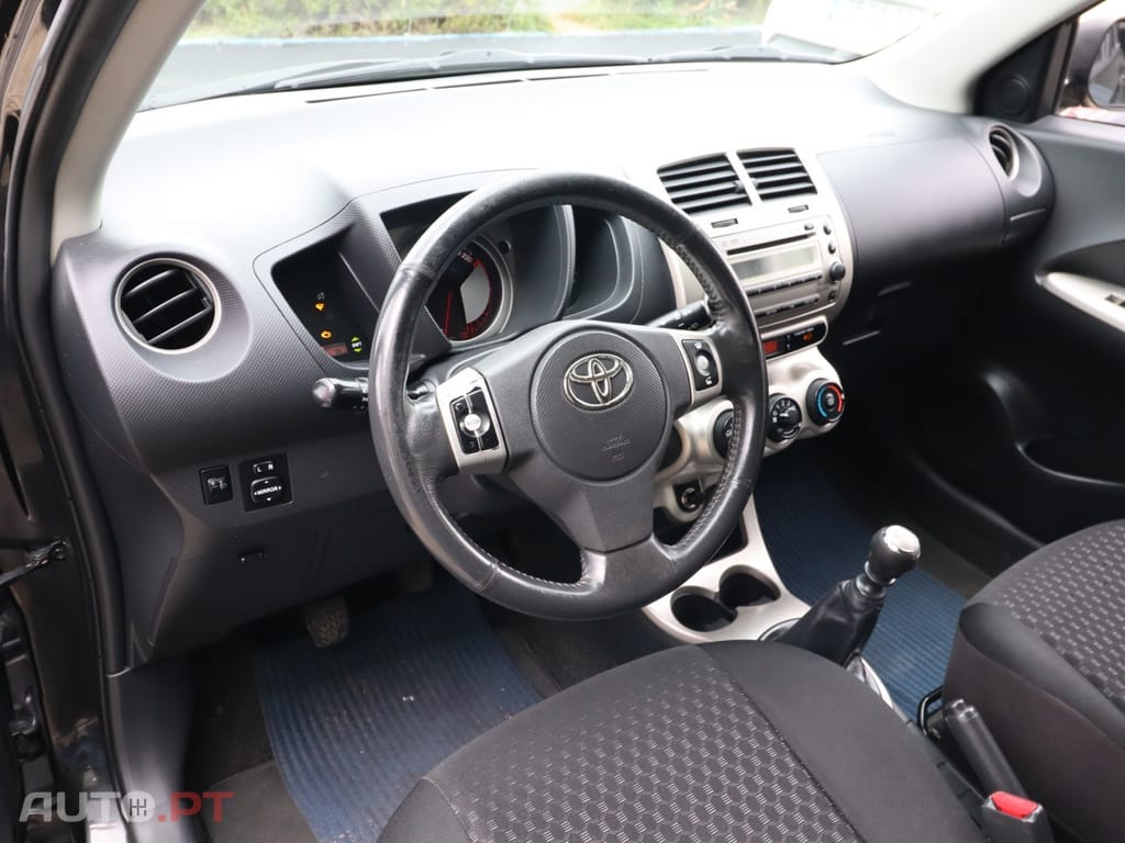 Toyota Urban Cruiser 1.4 D-4D