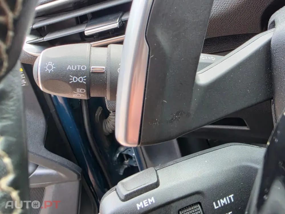 Peugeot 3008 1.6 Hybrid Allure Pack e-EAT8
