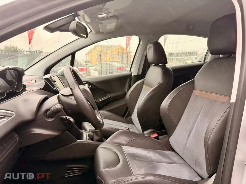 Peugeot 208 1.2 PureTech Style