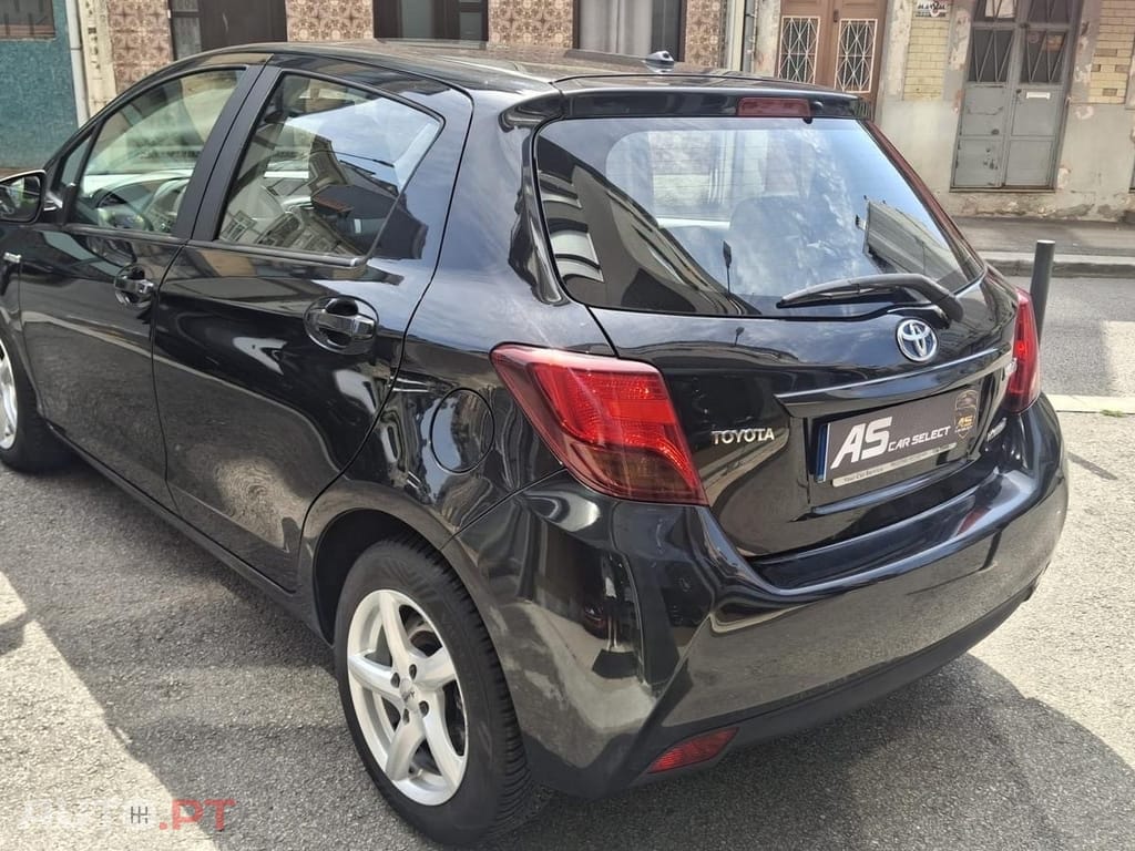 Toyota Yaris 1.5 HSD Sport+P.Luxury