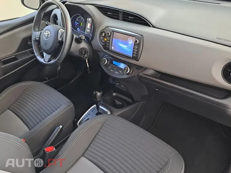 Toyota Yaris 1.5 HSD Sport +P.Techno+P.Luxury