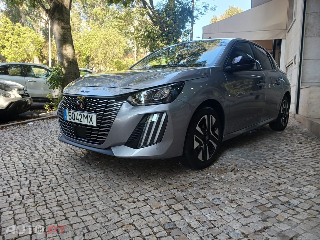 Peugeot 208 1.2 Hybrid Allure e-DCS6