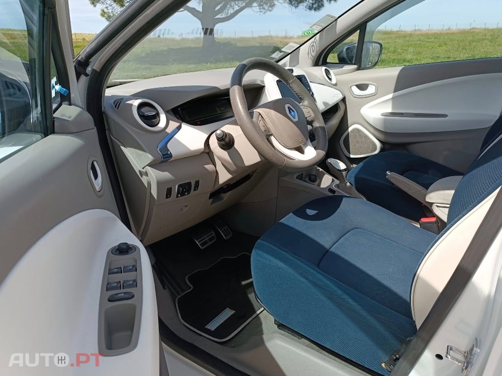 Renault Zoe Itens