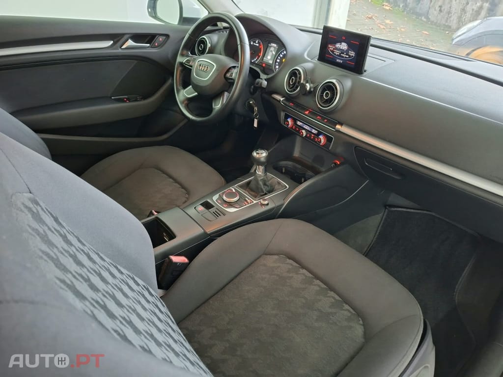 Audi A3 Sportback 1.6 TDI Attraction Ultra