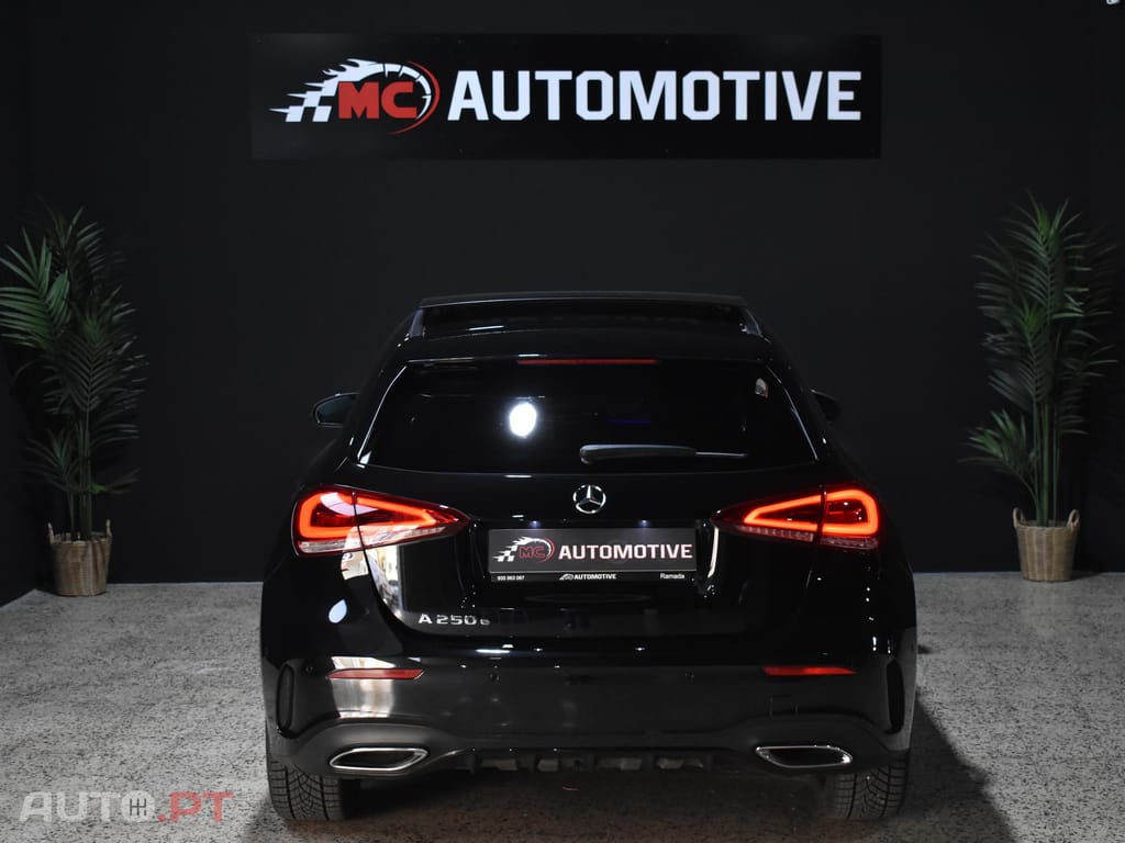 Mercedes-Benz A 250 e 8G-DCT AMG Line