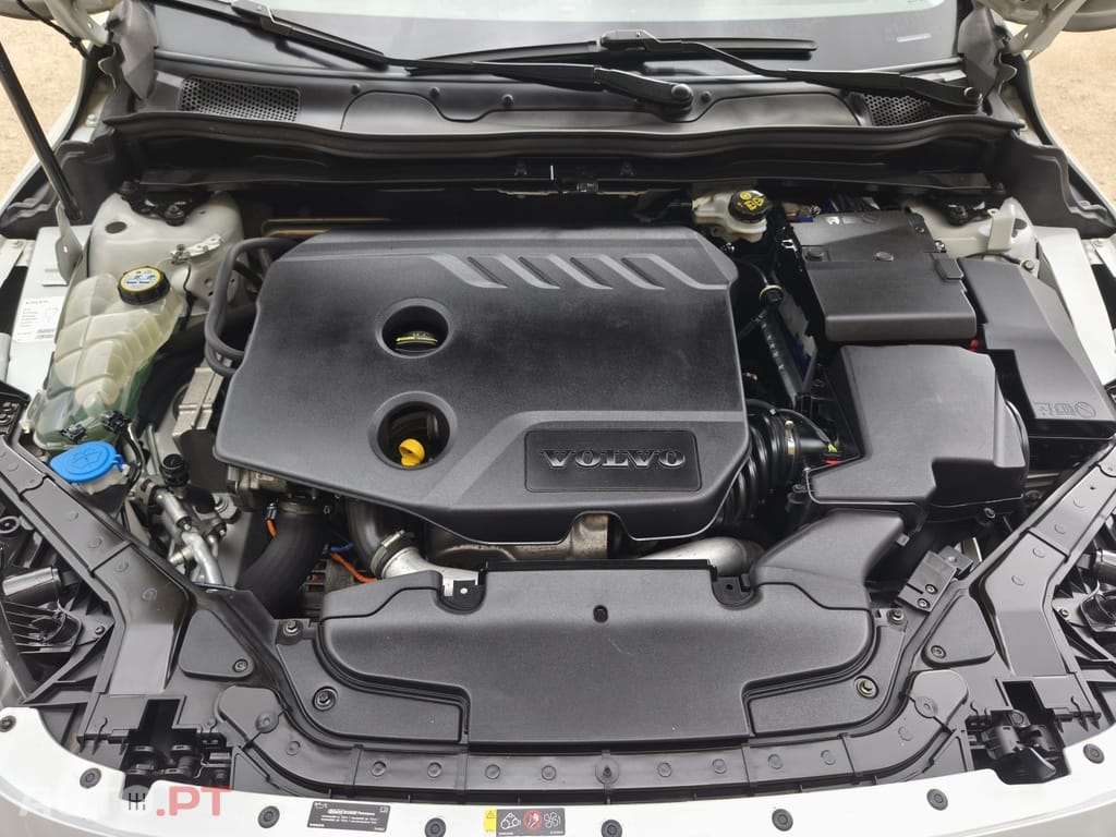 Volvo V40 Cross Country 1.6 D2 Summum