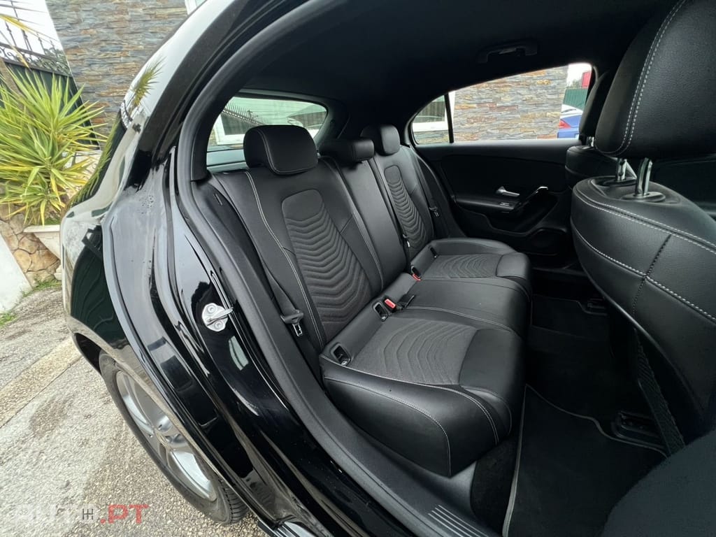 Mercedes-Benz A 180 d AMG Line