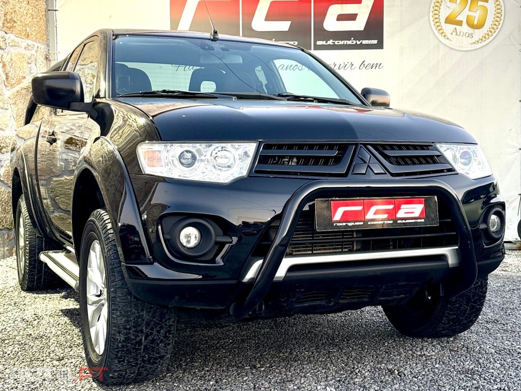 Mitsubishi L200 2.5 DI-D CS Baja HP 4WD