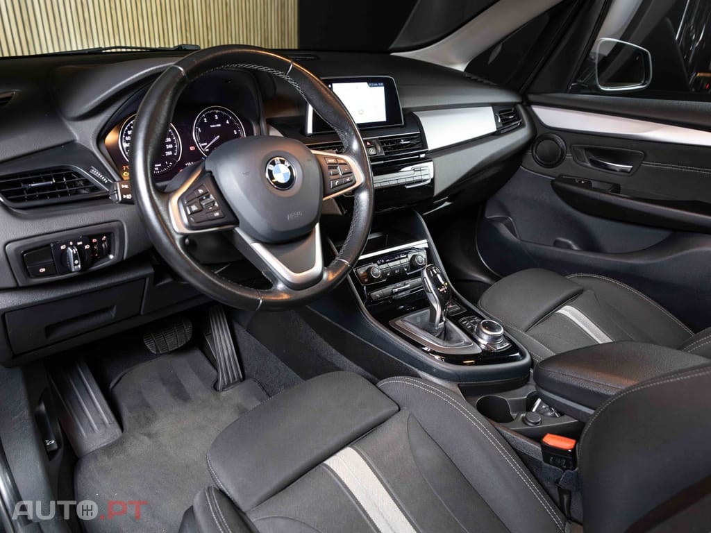 BMW 216 d Aut. Sport Line