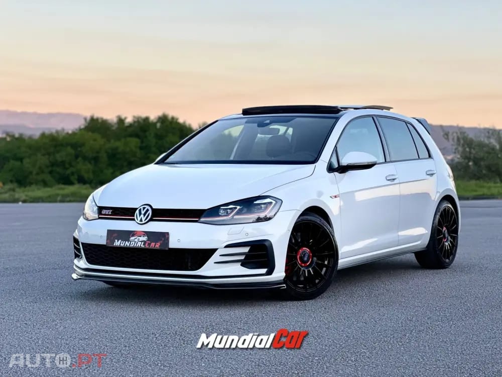 Volkswagen Golf 2.0 TSI GTI DSG Performance