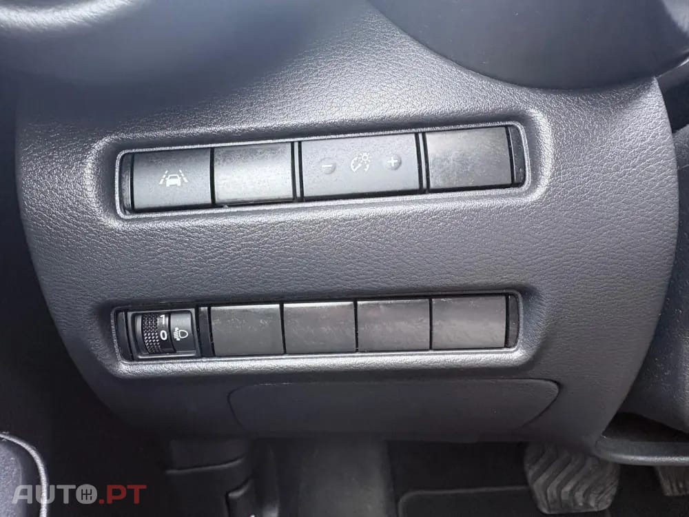 Nissan Juke 1.6 Hybrid N-Connecta