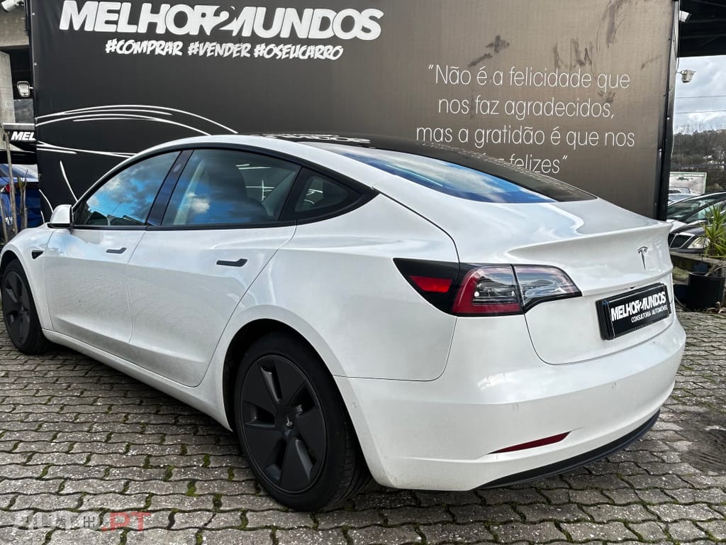 Tesla Model 3 Long-Range Dual Motor AWD