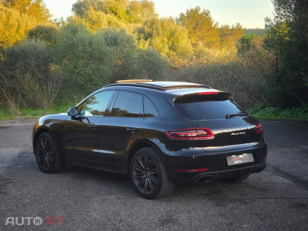 Porsche Macan Turbo PDK