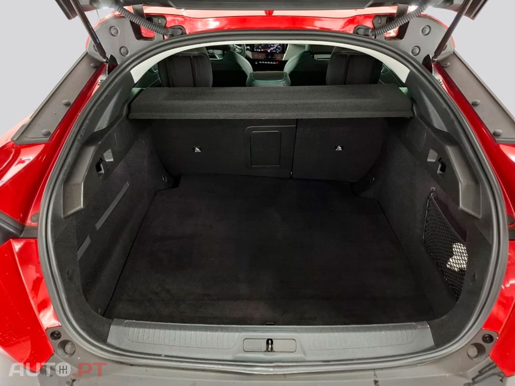 Peugeot 408 1.2 Allure