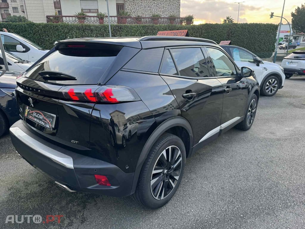 Peugeot 2008 1.2 PureTech GT EAT8