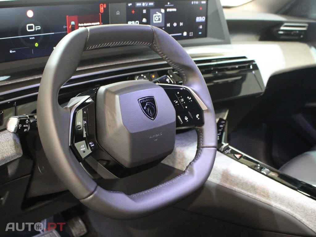 Peugeot 3008 1.2 Hybrid Allure e-DCS6