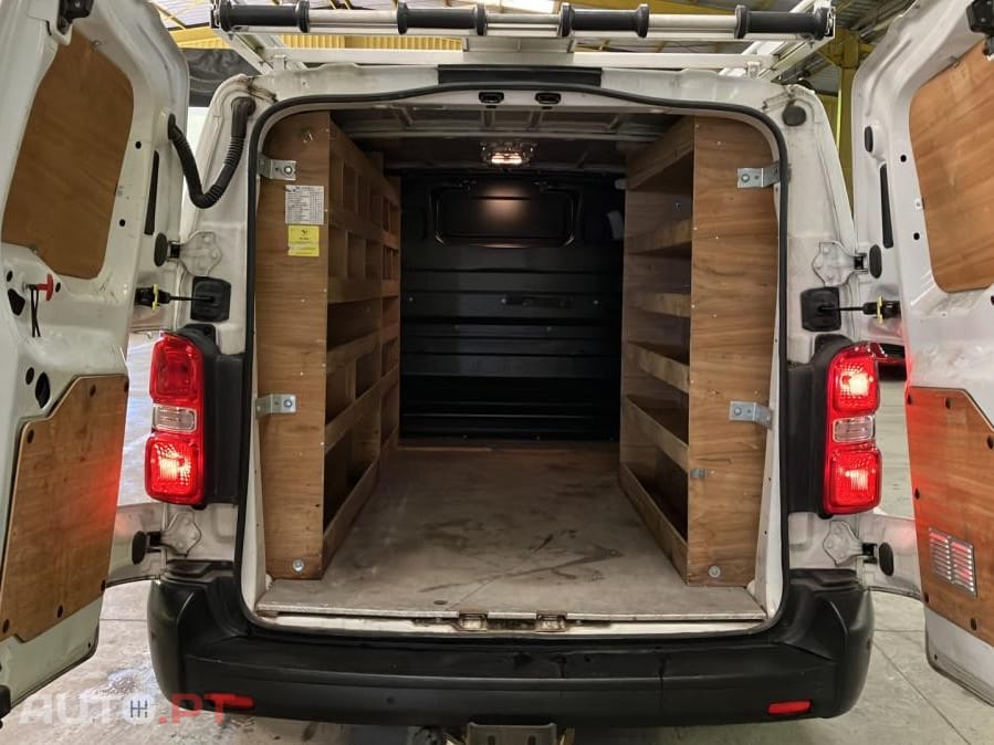 Peugeot Expert 2.0 BlueHDi Long Ashpalt