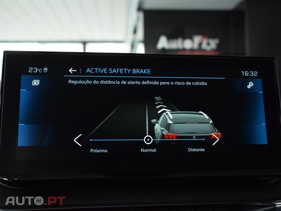 Peugeot 3008 1.5 BlueHDi ALLURE 130 CV