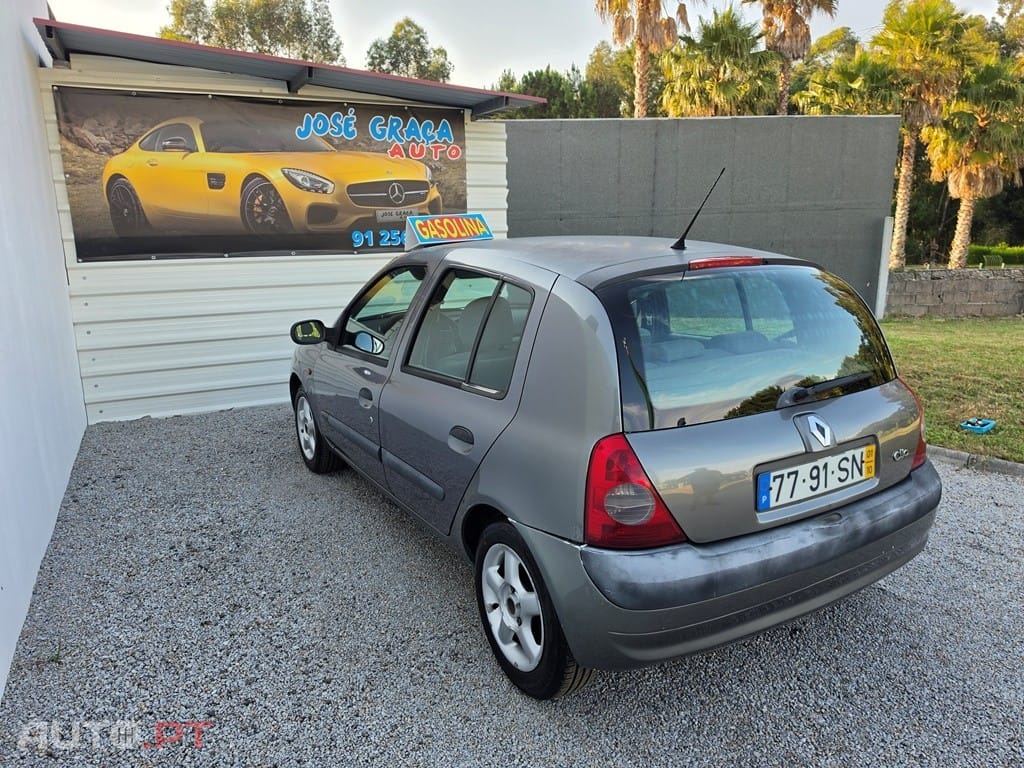 Renault Clio 1.2 16V Expression