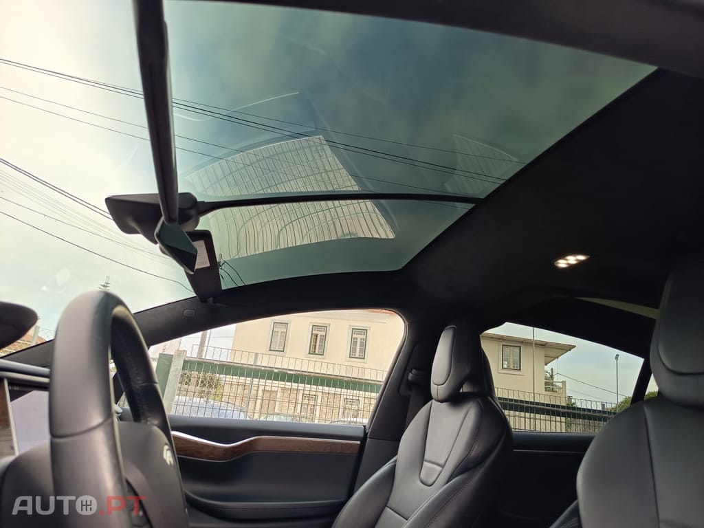 Tesla Model X 100D