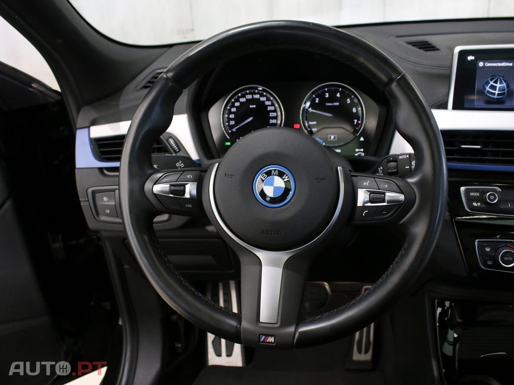 BMW X2 25 e xDrive Pack M