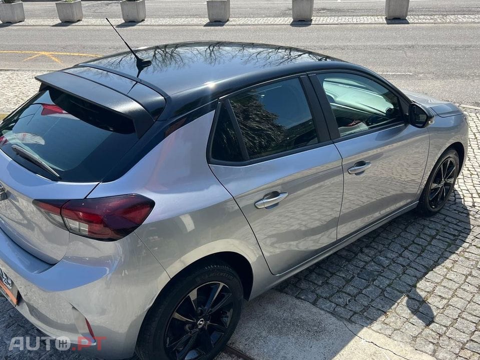 Opel Corsa 1.2 Color Edition