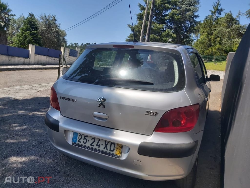 Peugeot 307 1.4 16V Navtech