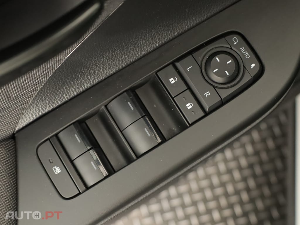 Toyota C-HR 2.0 PHEV TREND