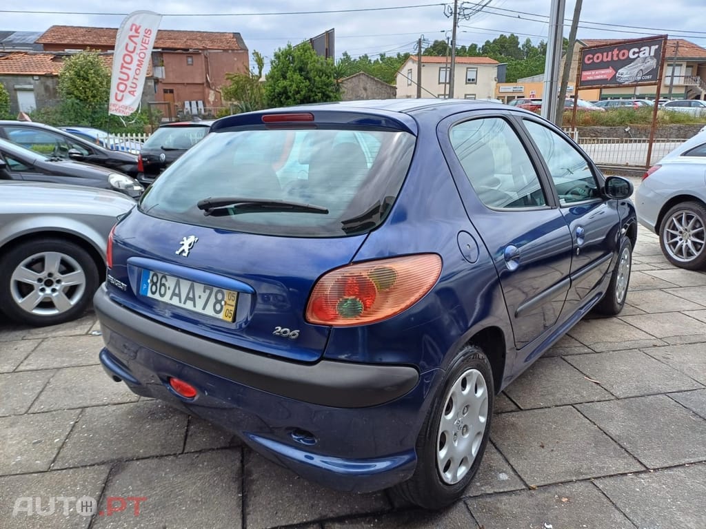 Peugeot 206 1.1 Color Line