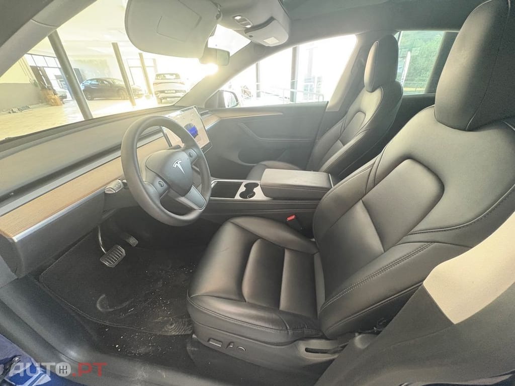 Tesla Model Y Long Range Tração Integral