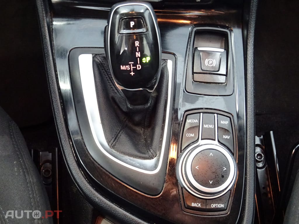 BMW 216 d 7L Line Luxury Auto