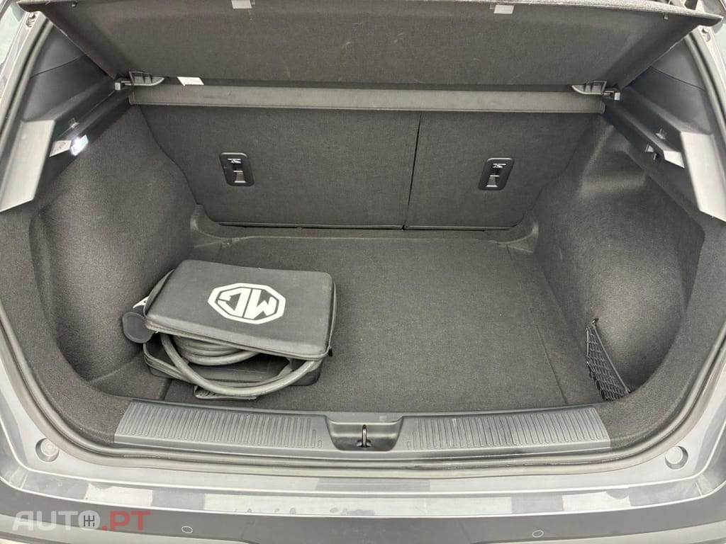 MG MG4 51 kWh Standard