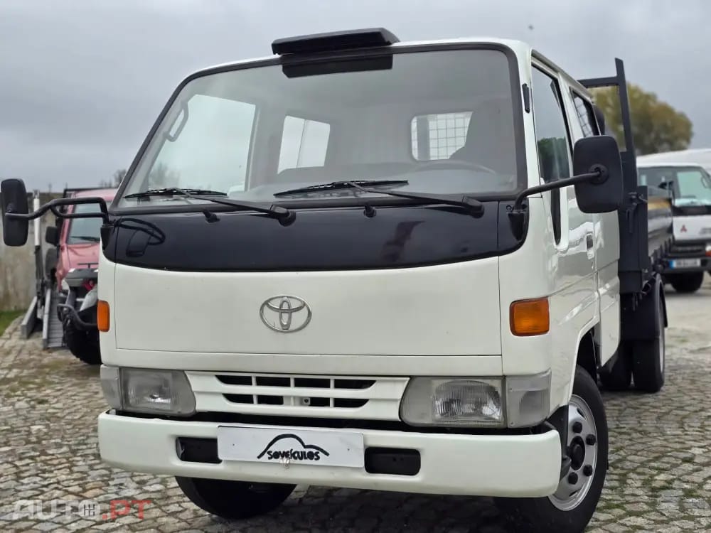 Toyota Dyna 250 (31BUE4) 3.5
