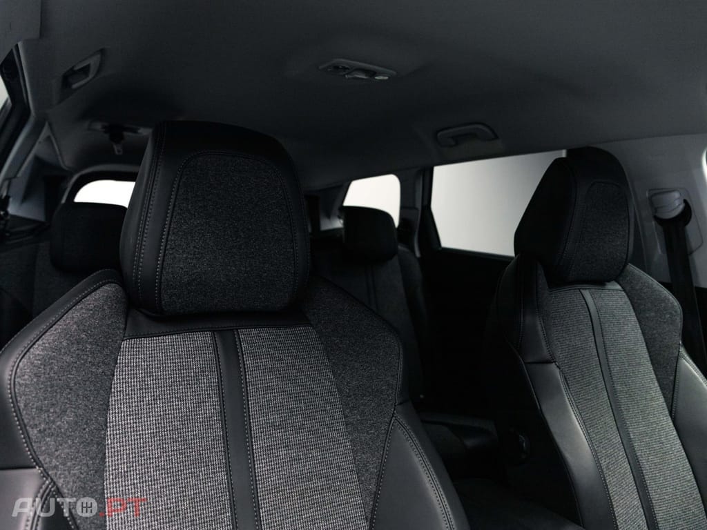 Peugeot 5008 1.5 BlueHDi Allure EAT8