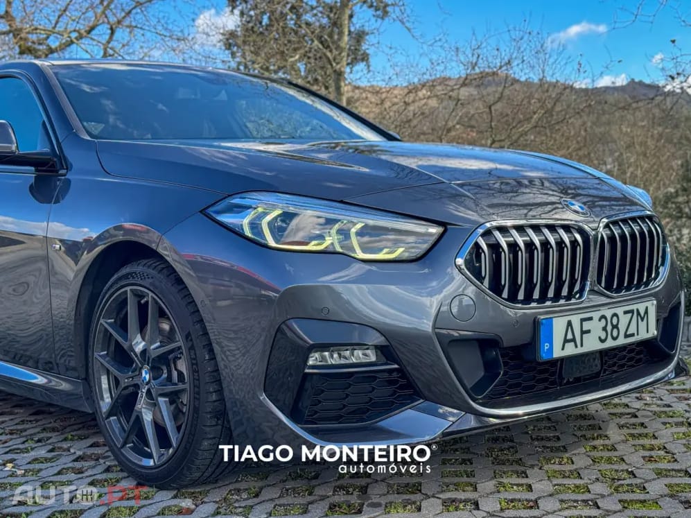 BMW 218 i Pack Desportivo M