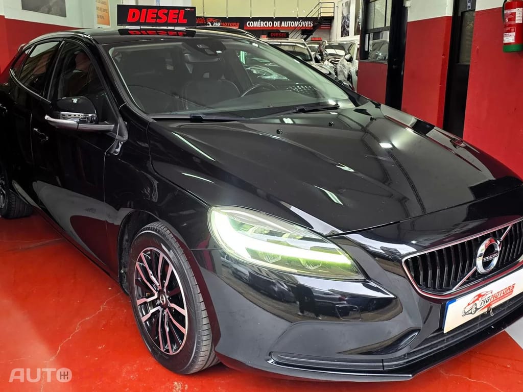 Volvo V40 2.0 D3 Momentum
