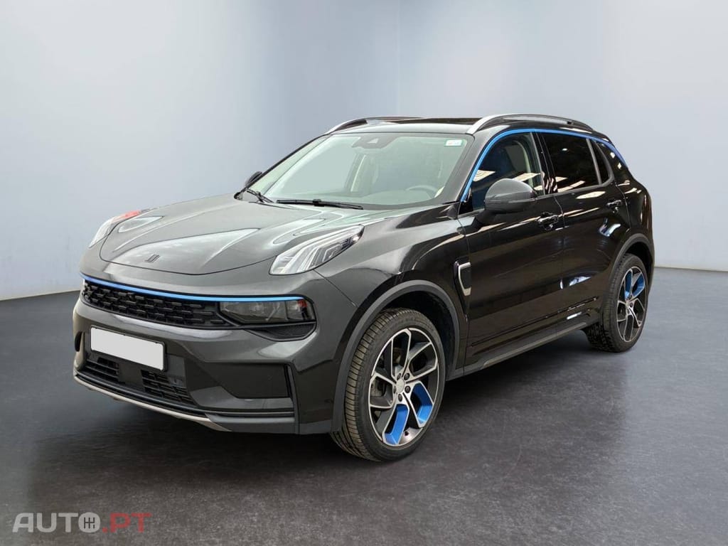 Lynk & Co 01 PHEV