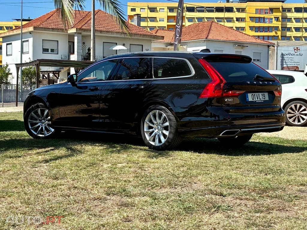 Volvo V90 2.0 T8 AWD Geartronic Orrefors Sweden