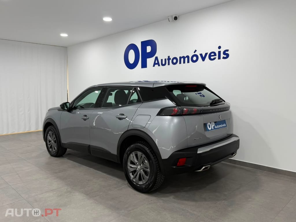 Peugeot 2008 1.2 PureTech Active Pack EAT8