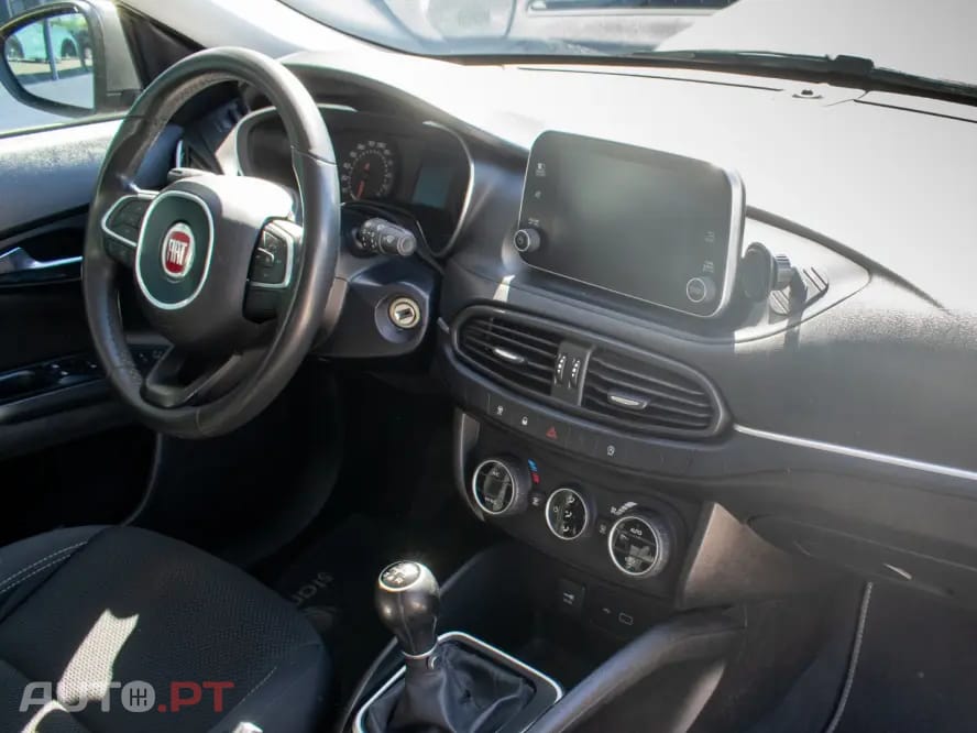 Fiat Tipo 1.3 M-Jet Lounge