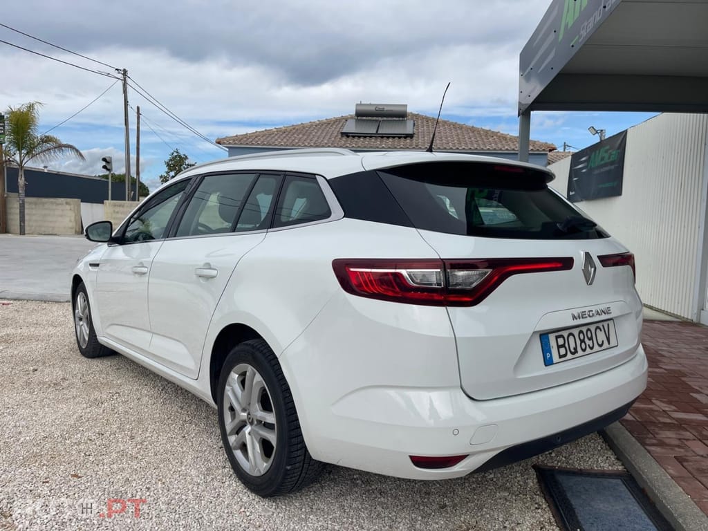 Renault Mégane Sport Tourer 1.5 Blue dCi Intens