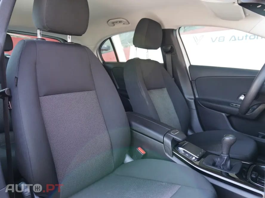 Mercedes-Benz A 180 d Business Solutions