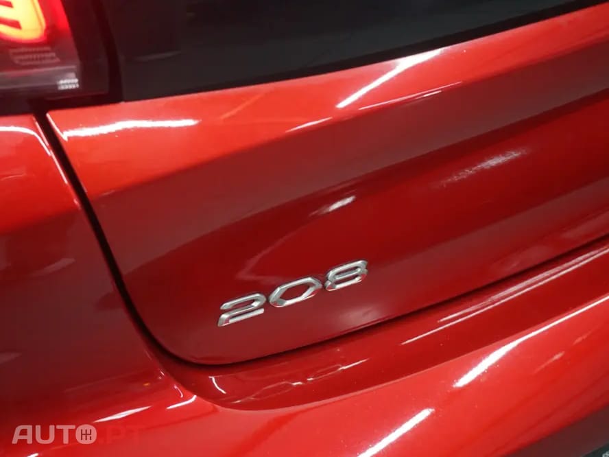 Peugeot 208 1.2 PureTech Allure Pack