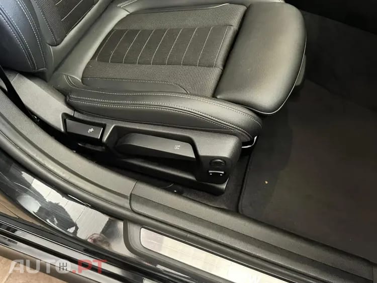 BMW 318 318 d Touring Auto sport