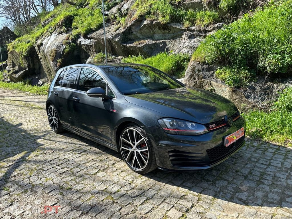 Volkswagen Golf 2.0 TSi GTi DSG Performance