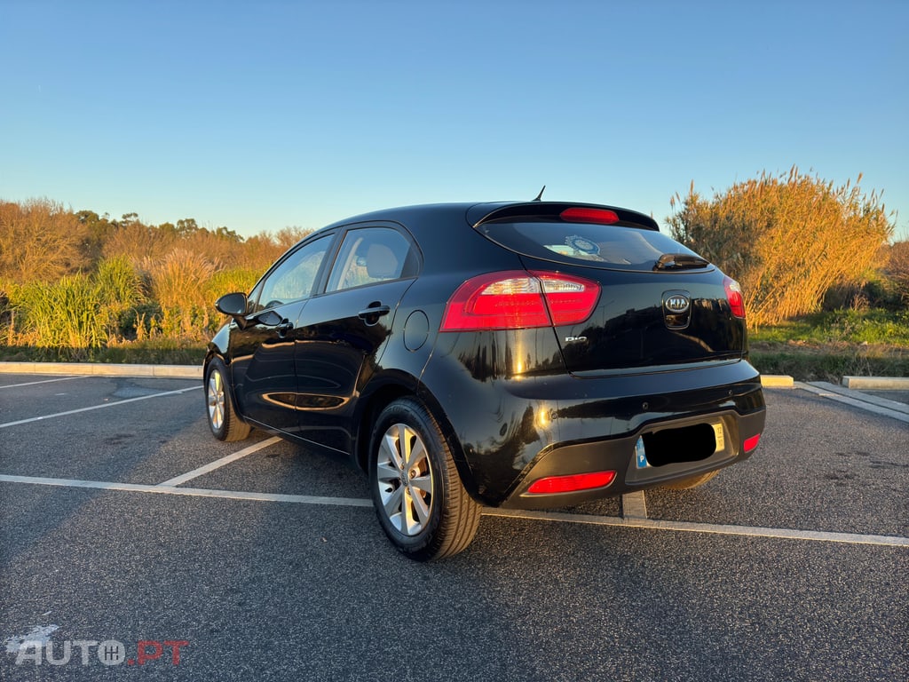 Kia Rio CCVT LX