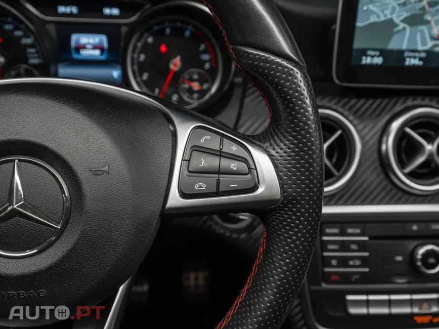 Mercedes-Benz A 180 AMG Line